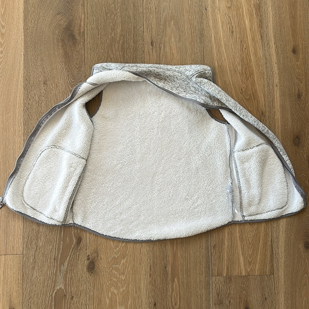 Thread & Supply Vest - Picture 3 of 6